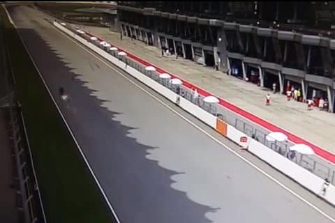 [Vidéo] La chute de Loris Baz aux tests de Sepang 2016