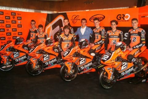 Alex Rins présente son équipe et Enzo Boulom pour le FIM CEV Repsol.